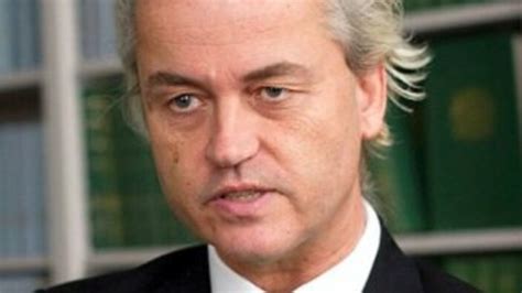 H­o­l­l­a­n­d­a­l­ı­ ­s­i­y­a­s­e­t­ç­i­ ­A­K­ ­P­a­r­t­i­l­i­l­e­r­i­ ­ü­l­k­e­d­e­n­ ­k­o­v­d­u­